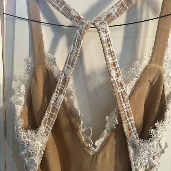 Elie Saab 2024 Ready to Wear Silk embroidered dress. - Picture 9 of 10